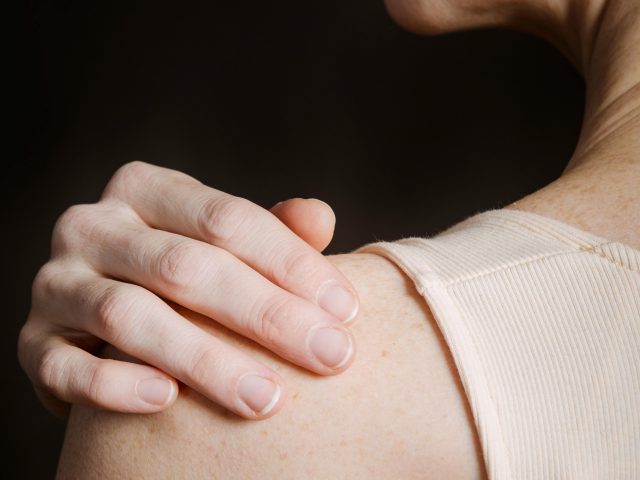 Frozen Shoulder: What It Is, Why It Happens, and How Physiotherapy Can Help You Recover